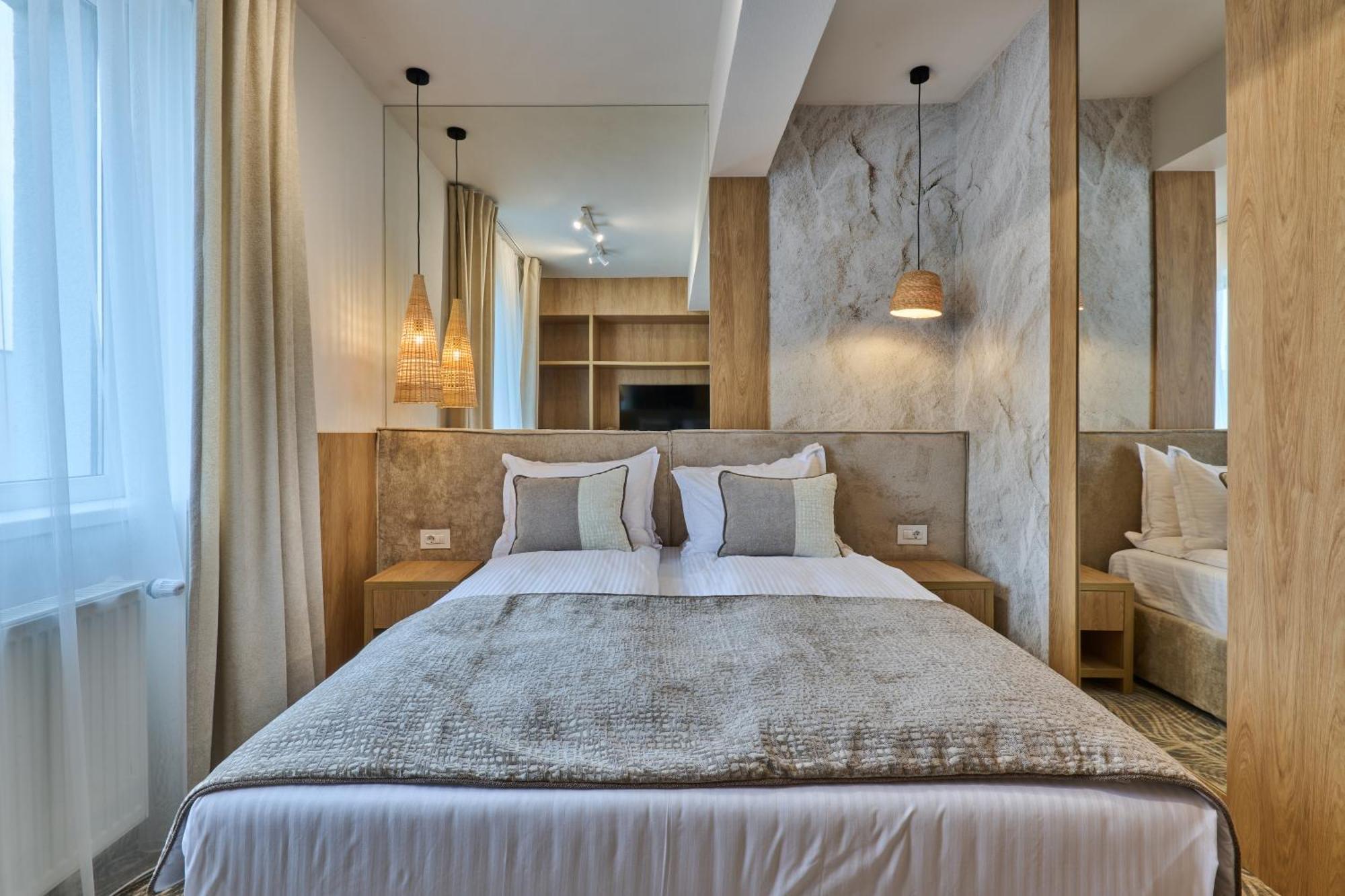 Hotel Serenity Temesvár Kültér fotó
