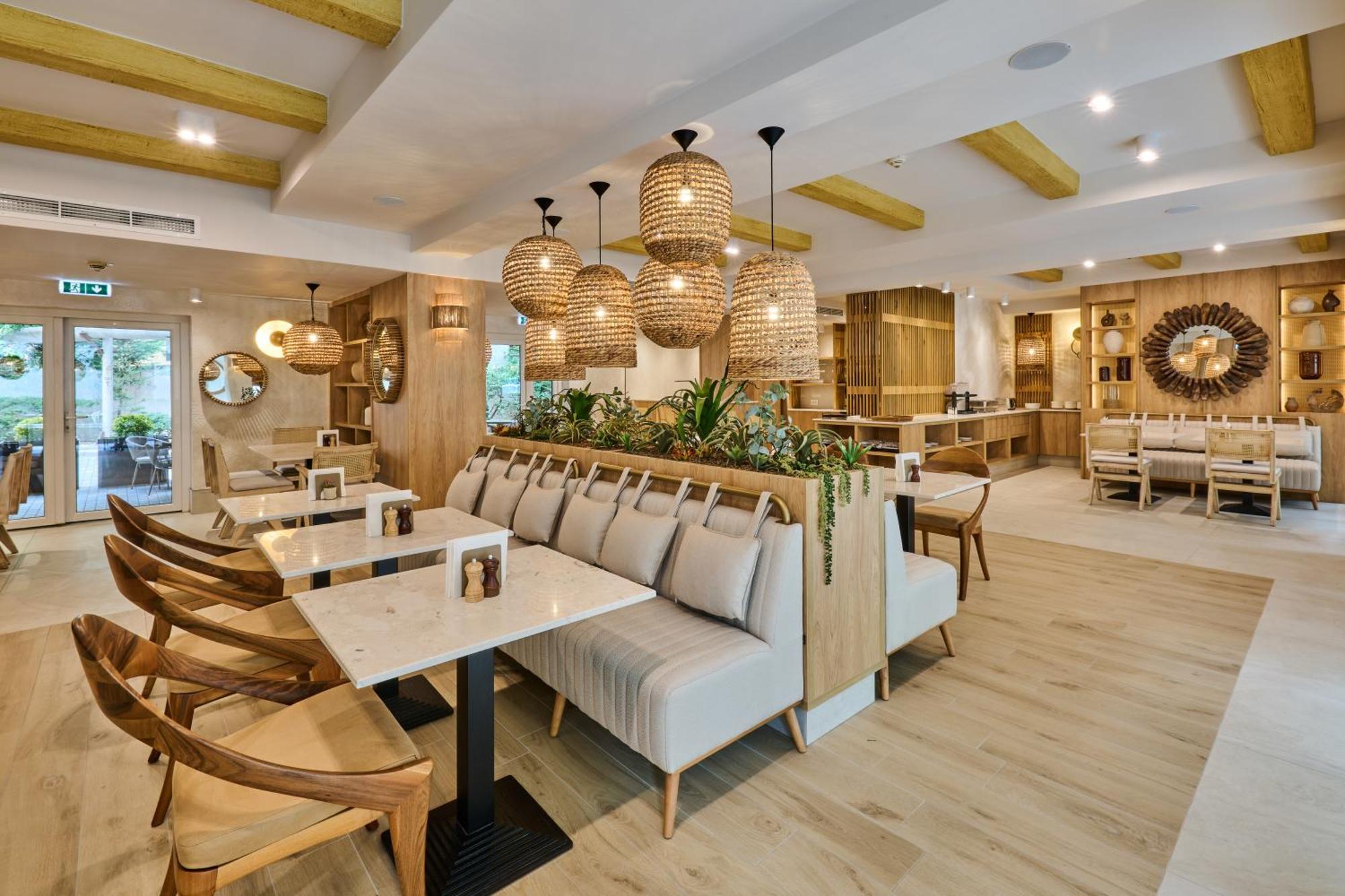Hotel Serenity Temesvár Kültér fotó
