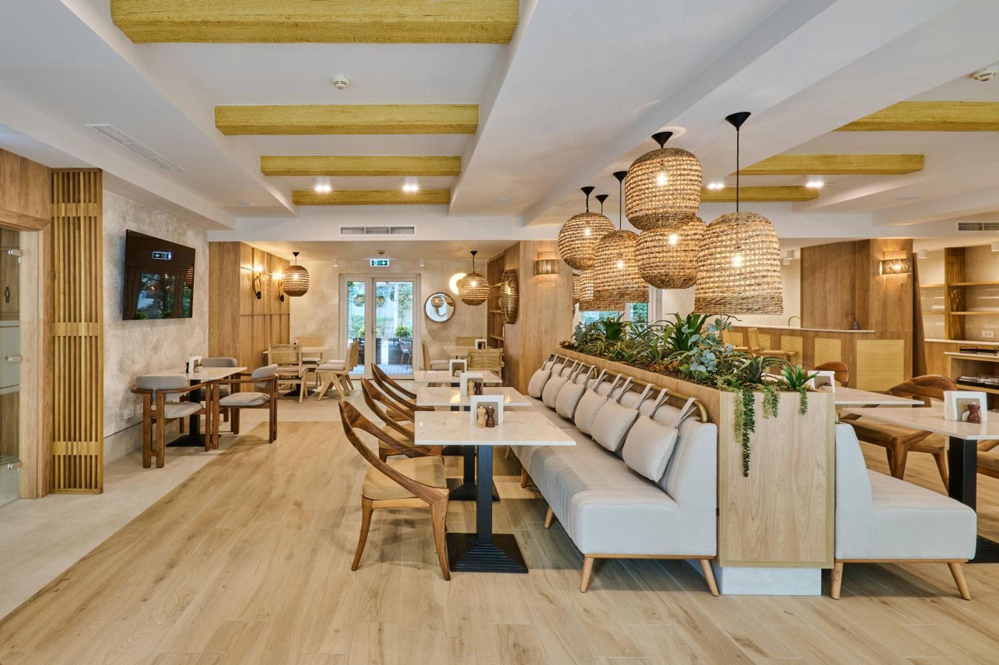 Hotel Serenity Temesvár Kültér fotó