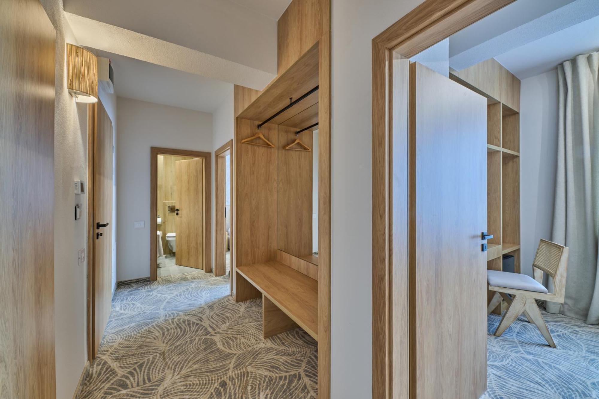 Hotel Serenity Temesvár Kültér fotó
