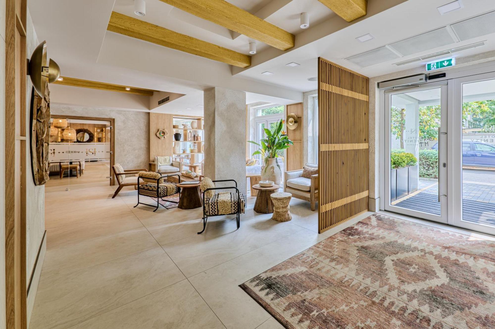 Hotel Serenity Temesvár Kültér fotó
