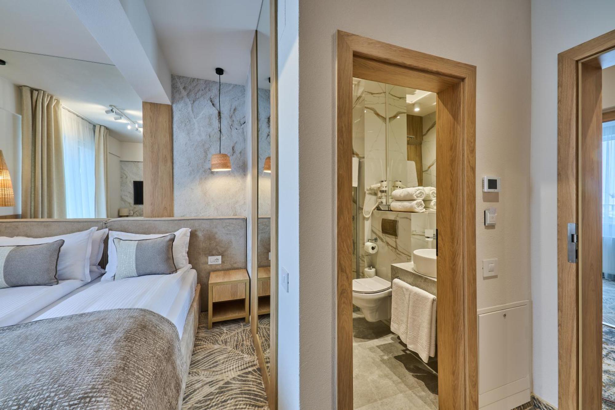 Hotel Serenity Temesvár Kültér fotó