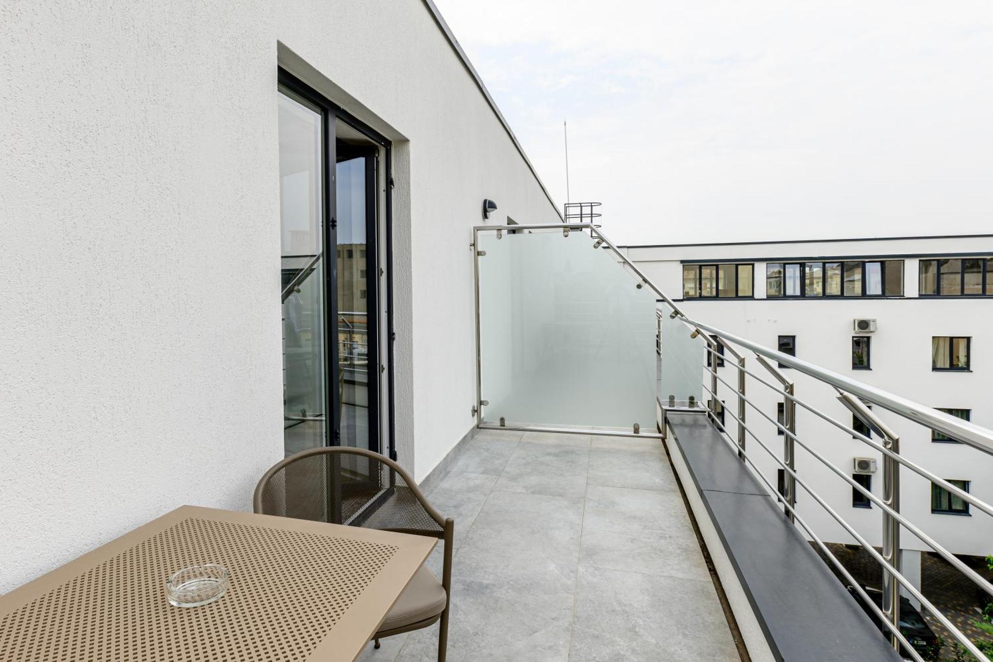 Hotel Serenity Temesvár Kültér fotó
