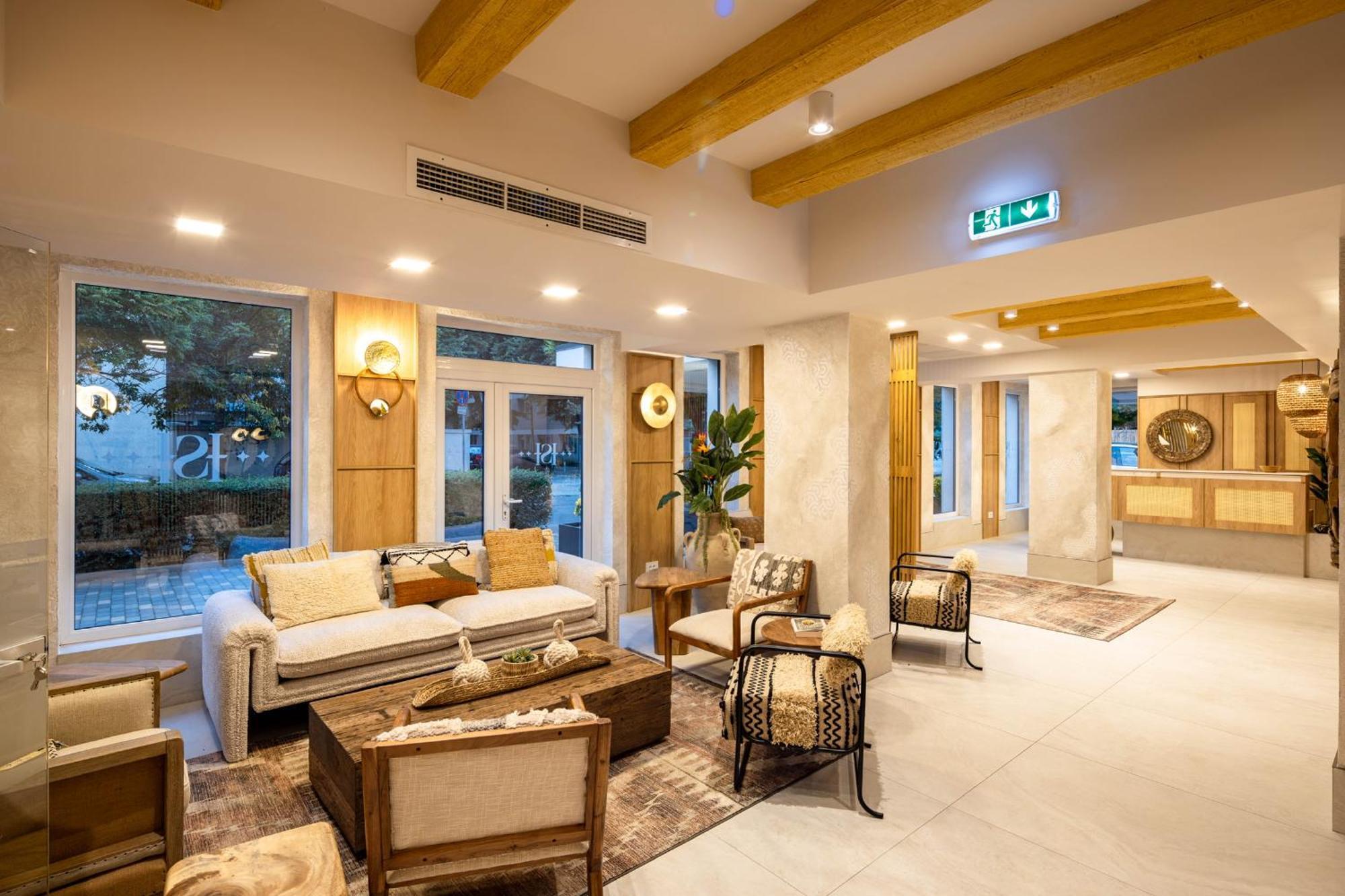 Hotel Serenity Temesvár Kültér fotó