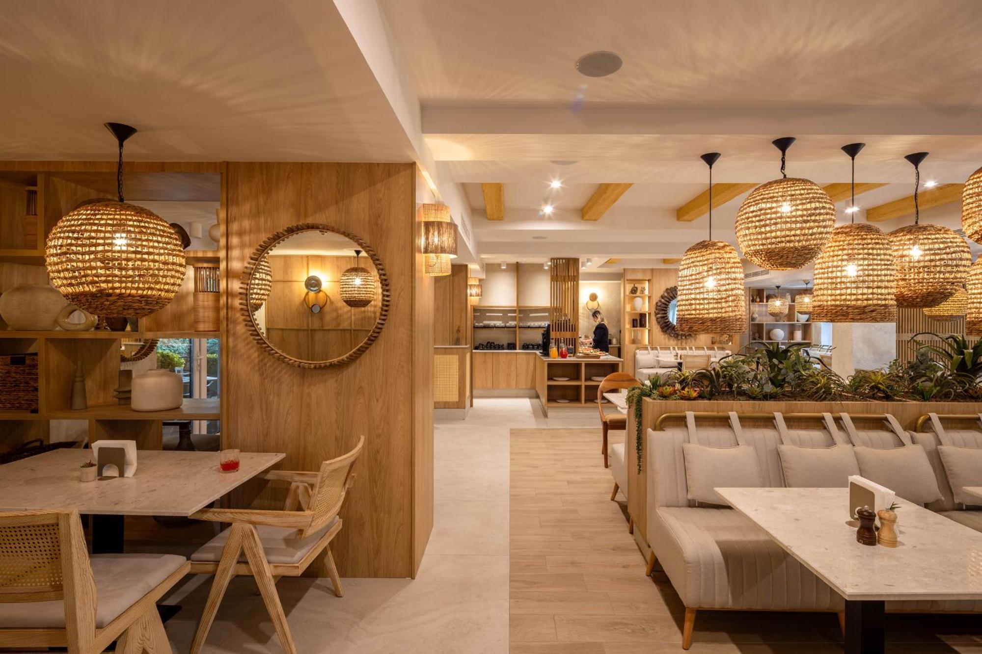 Hotel Serenity Temesvár Kültér fotó