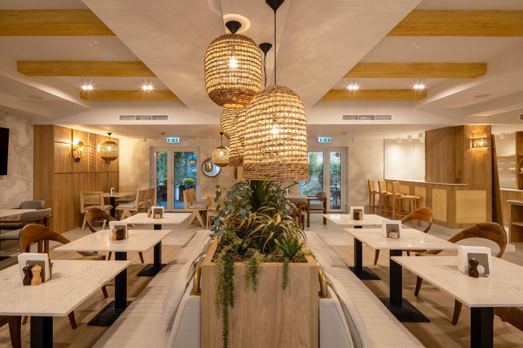 Hotel Serenity Temesvár Kültér fotó