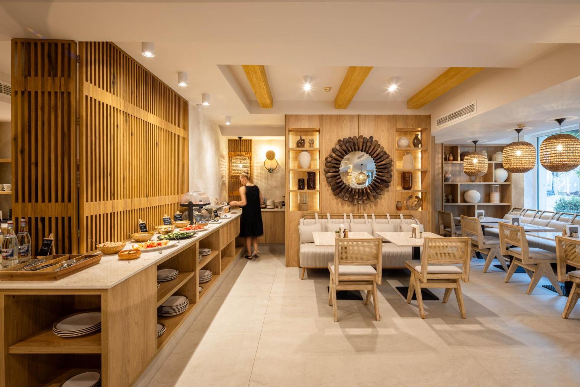 Hotel Serenity Temesvár Kültér fotó