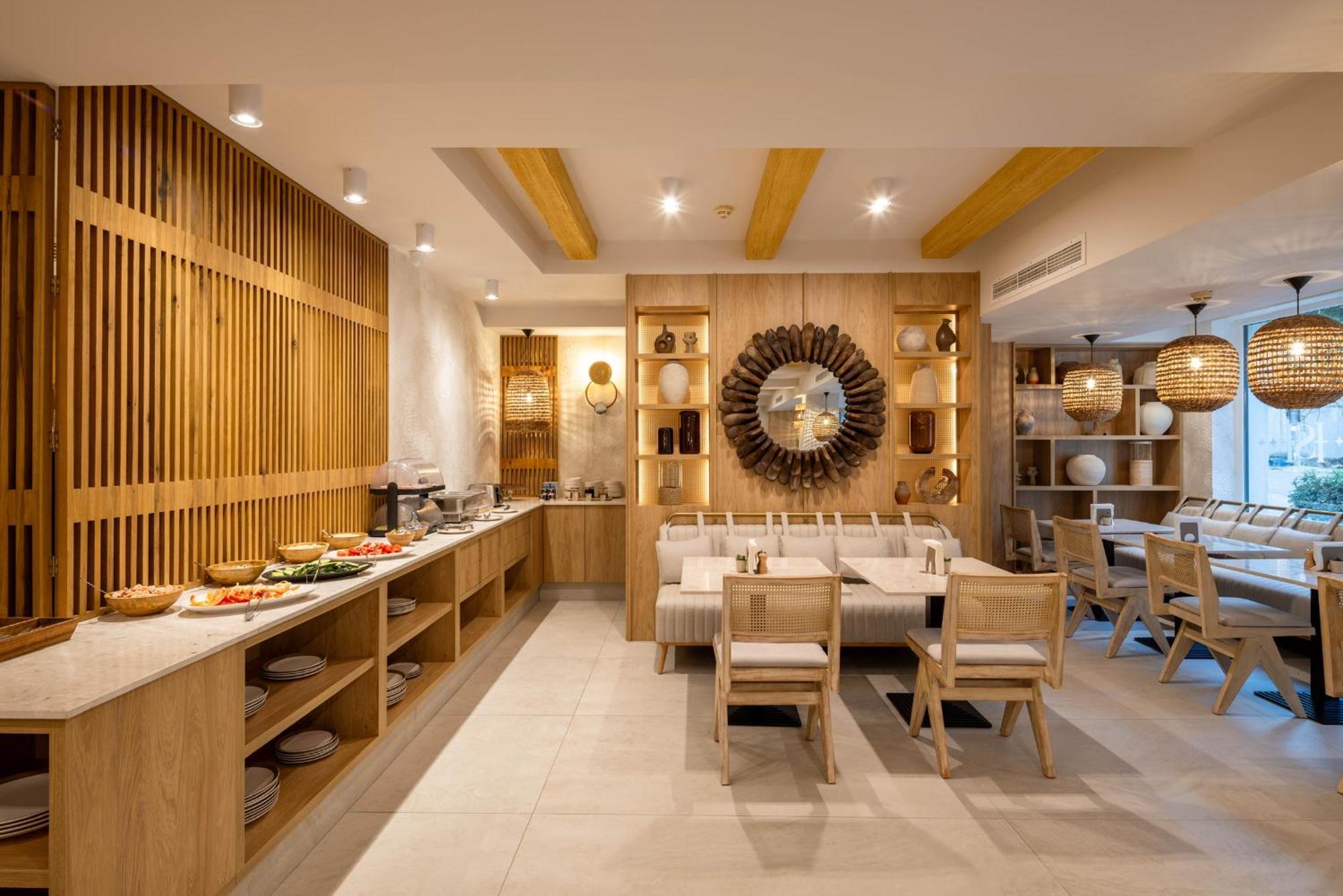 Hotel Serenity Temesvár Kültér fotó