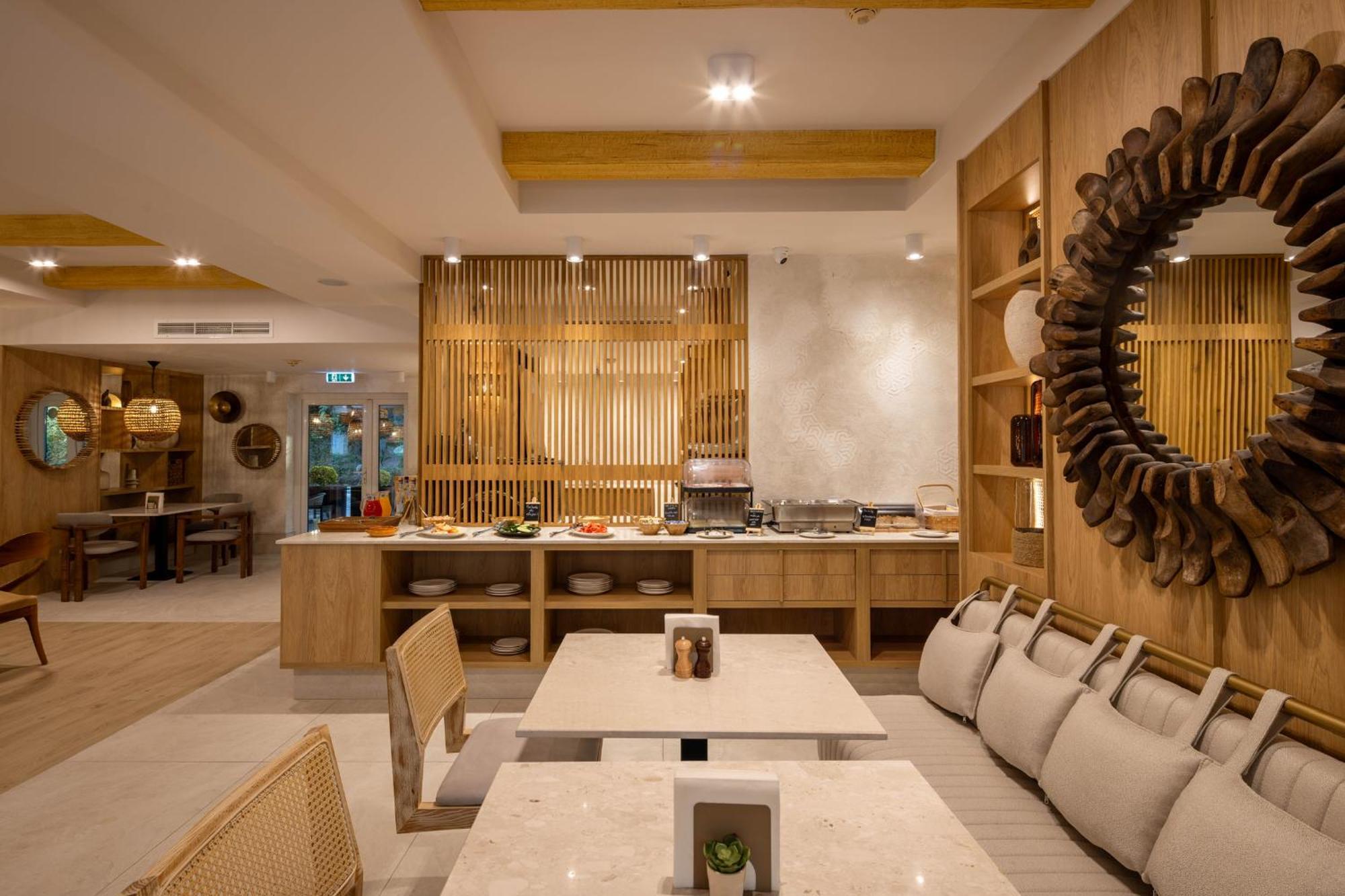 Hotel Serenity Temesvár Kültér fotó